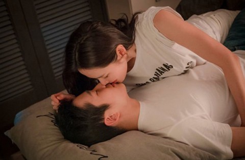 女性は男性と同じくらい結婚以外のセックスをします