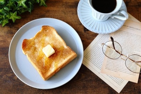 日々の食事、 本当に「3食」必要?
